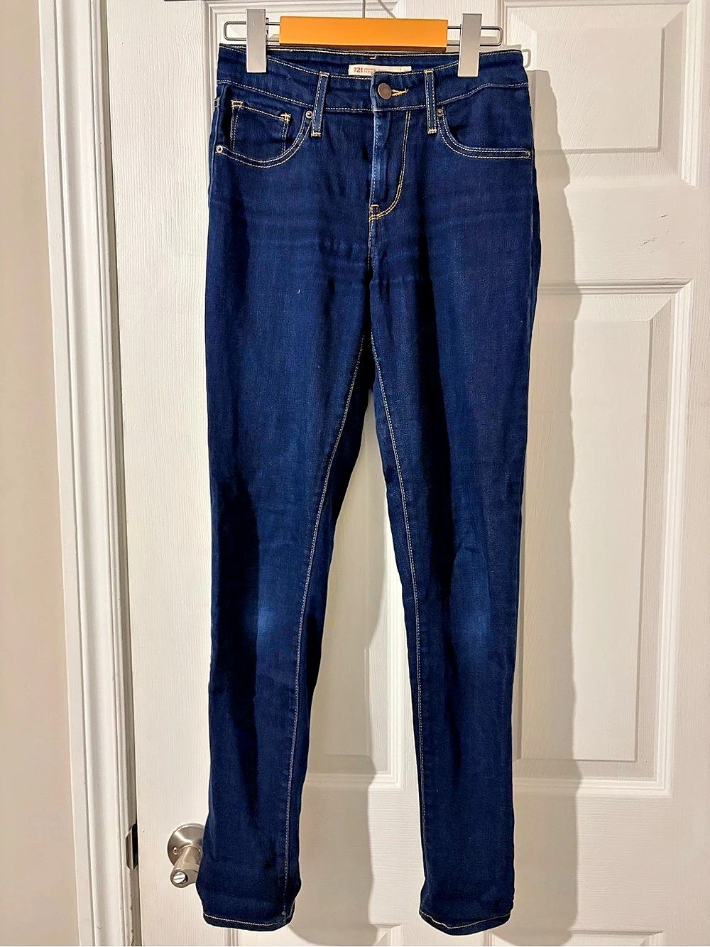 Levi's 721 High Rise Skinny High Rise Skinny Jeans in Blue Waist 25